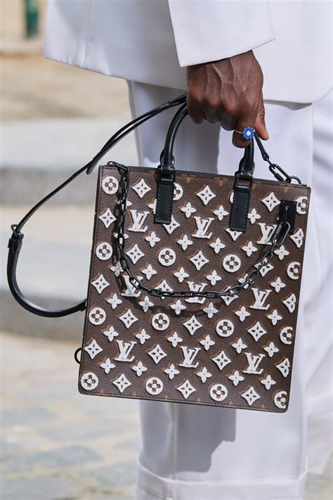 louis vuitton discontinued 2018|louis vuitton discontinued bags 2020.